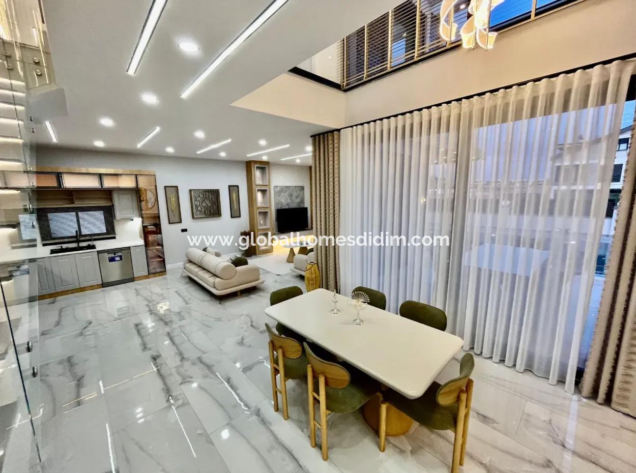 Didim Efeler Mahallesi'nde Lüks Villa