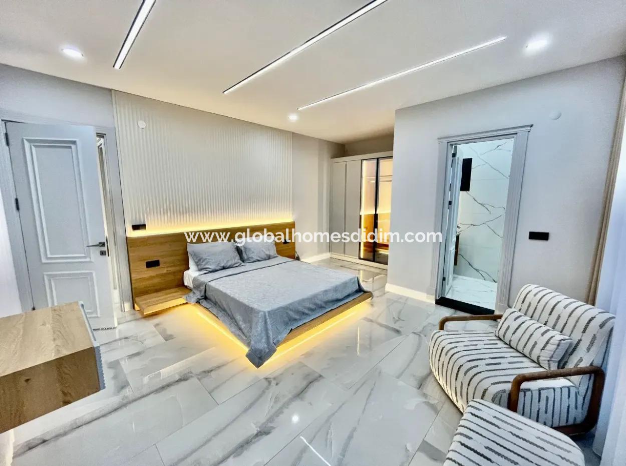 Didim Efeler Mahallesi'nde Lüks Villa