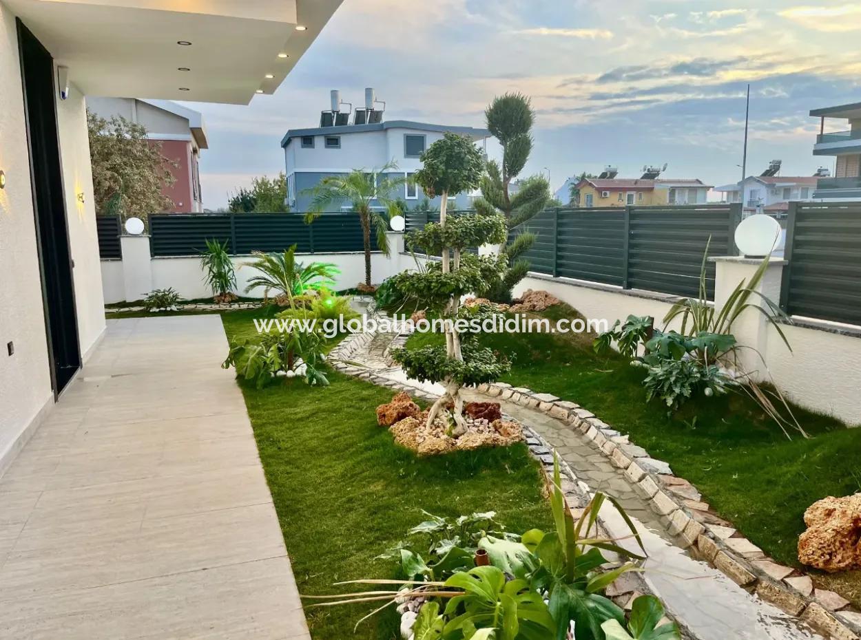 Didim Efeler Mahallesi'nde Lüks Villa