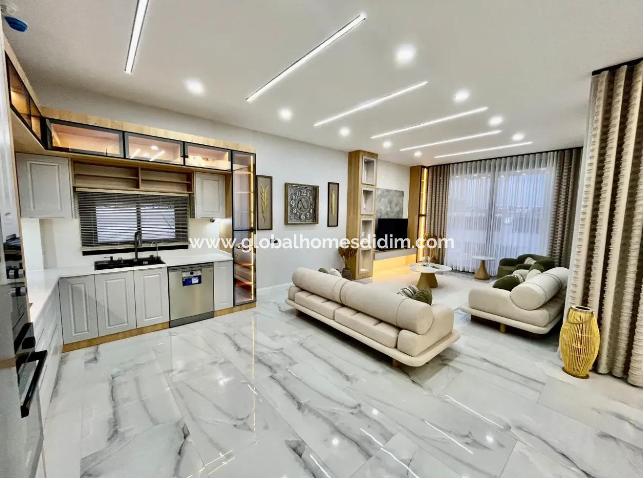 Didim Efeler Mahallesi'nde Lüks Villa