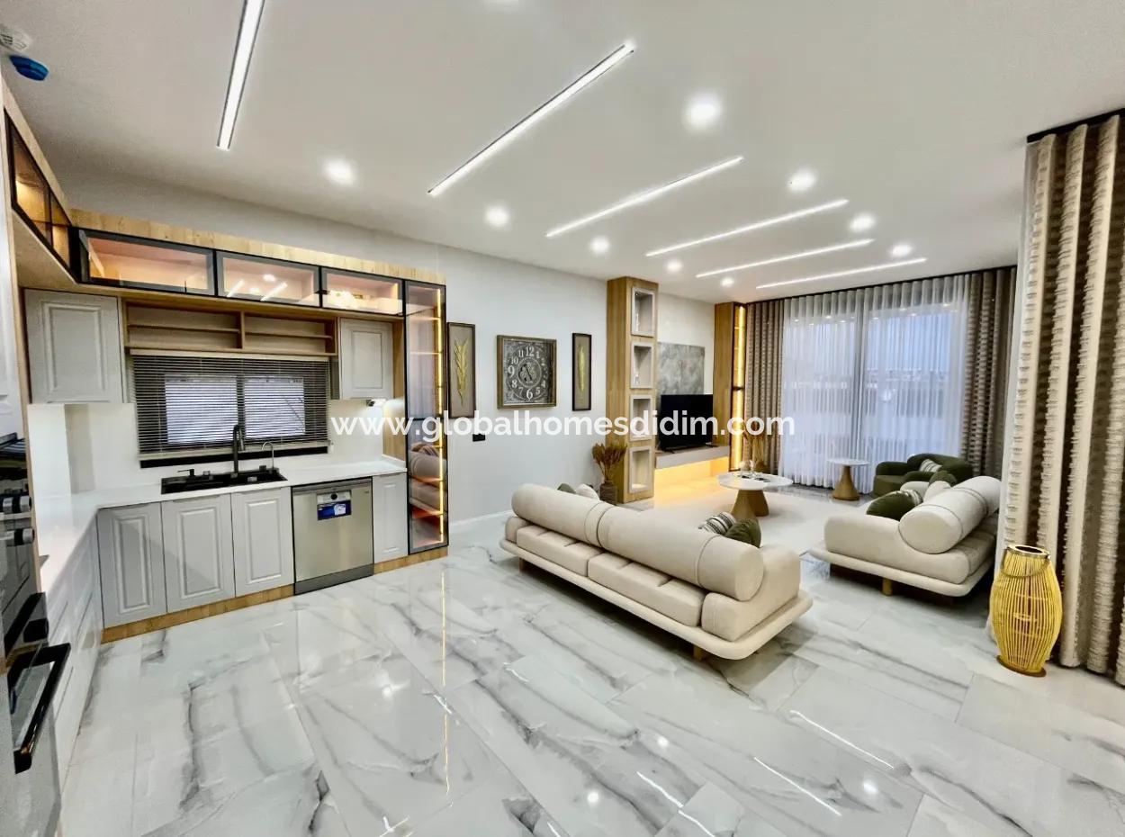 Didim Efeler Mahallesi'nde Lüks Villa