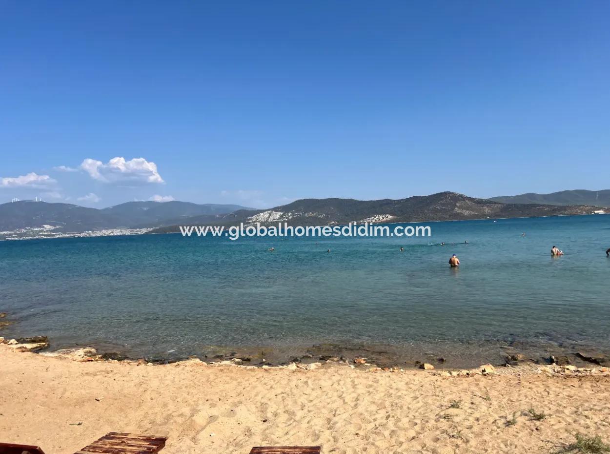 Didim Fevzipaşa, Mercimek Bölgesinde, Denize Sıfır Kocareis Sitesinde Satılık 3+1 Villa