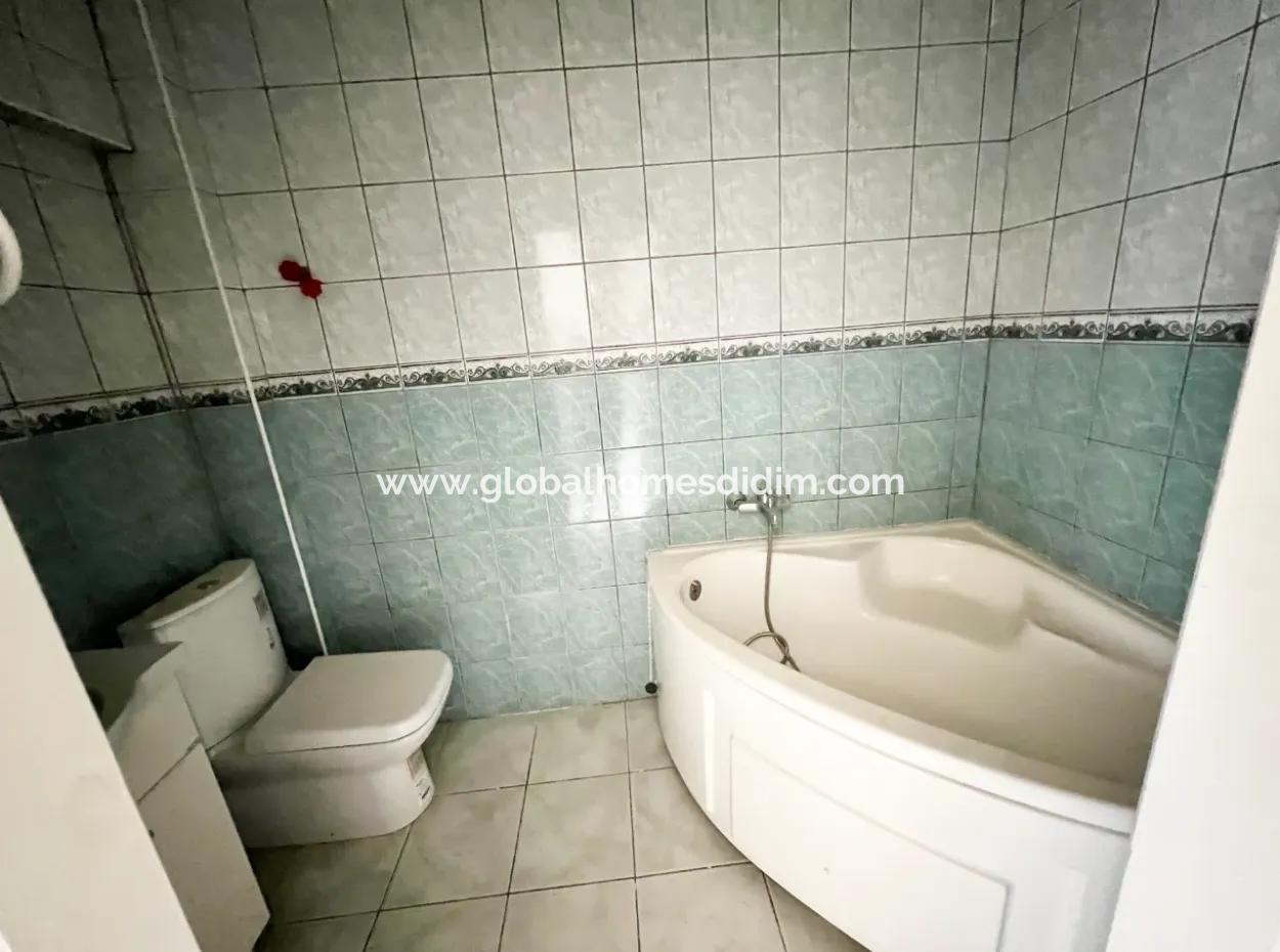 Didim Fevzipaşa, Mercimek Bölgesinde, Denize Sıfır Kocareis Sitesinde Satılık 3+1 Villa