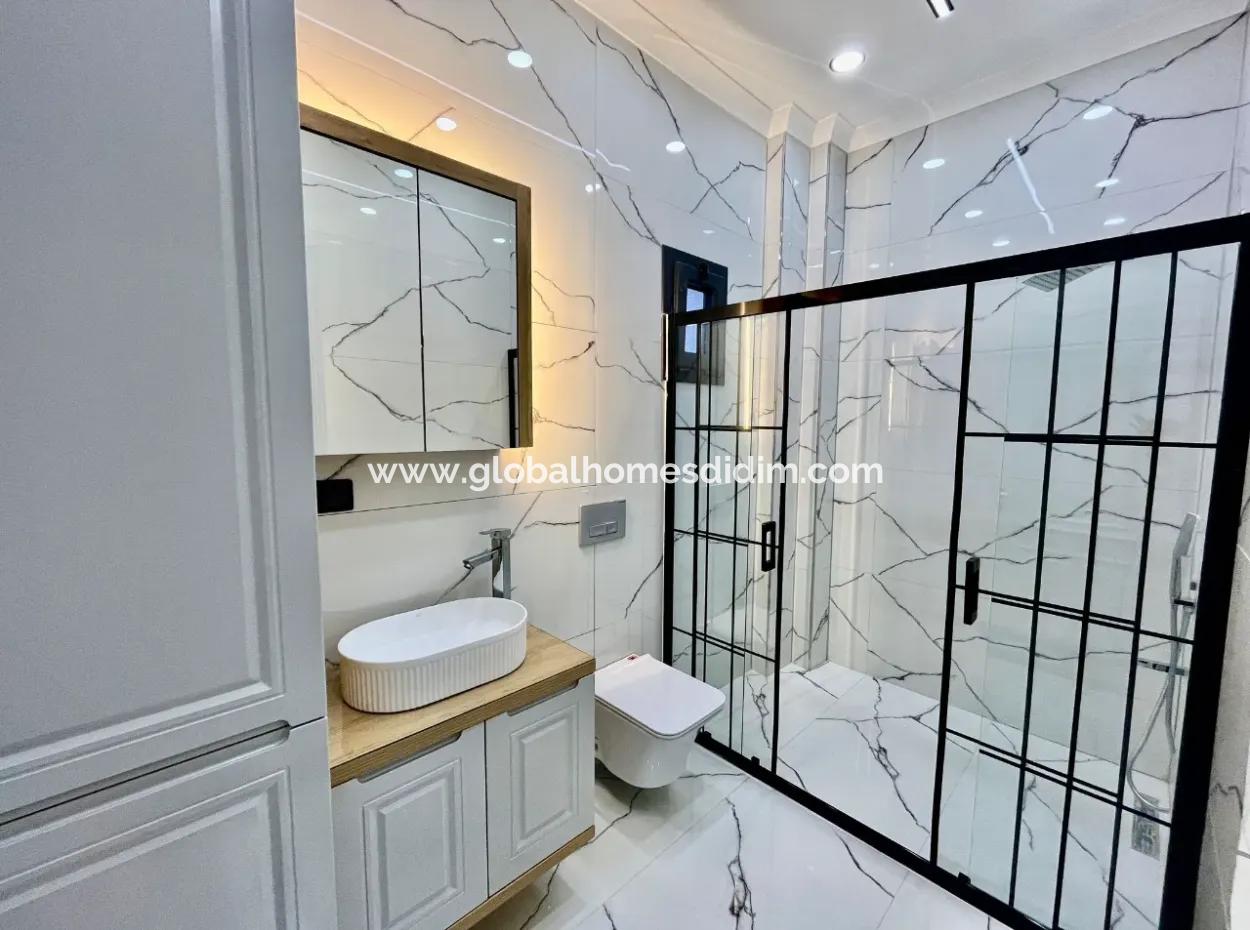 Didim Efeler Mahallesi'nde Müstakil Villa