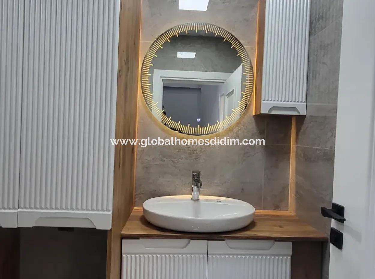 Didim Altınkum'da Satılık Villa 4+1 Havuzlu