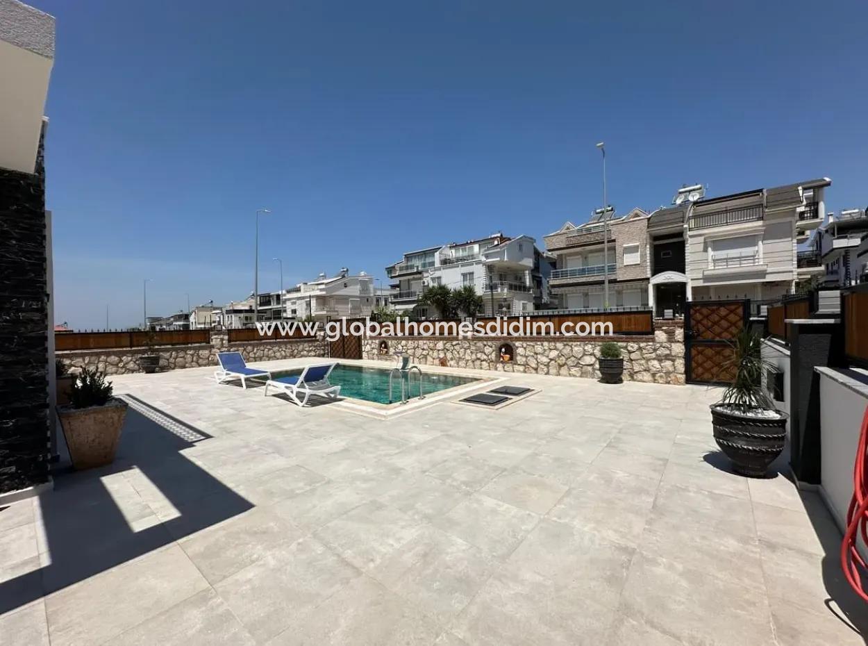 Didim Efeler'de 4+1 Full Eşyalı Havuz Müstakil Villa