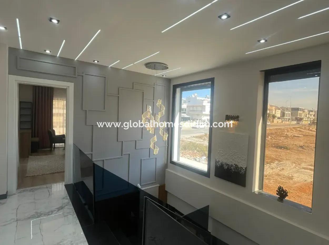 Didim Efeler Müstakil 4+1 Villa