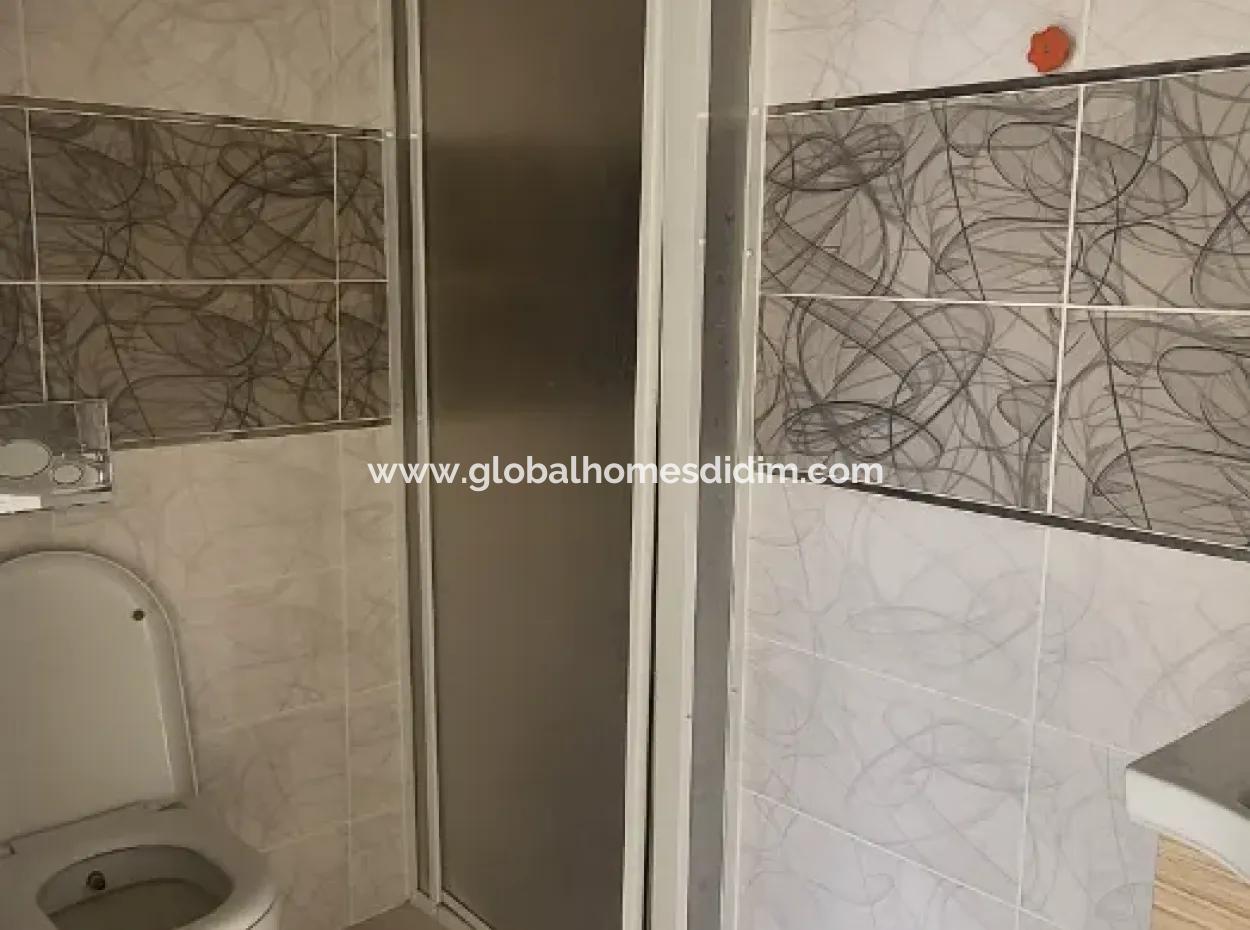 Didim Çarşı Merkezde 1+1 Daire Satilik